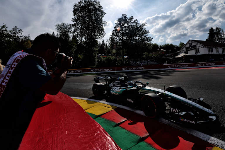 George Russell beendete den Trainingsfreitag in Spa auf Platz 8