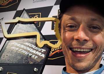 12h Bathurst: Valentino Rossi fuhr mit WRT aufs Podium