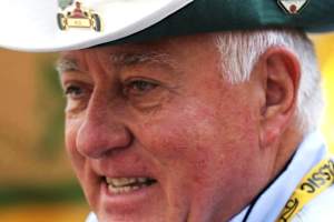 Ein Mann und sein Hobby: Eberhard Hess beim Oldtimer-GP am Ring 