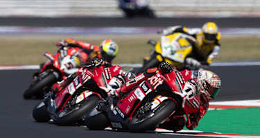 Ducati dominiert mit der V4R die Superbike-WM 2026