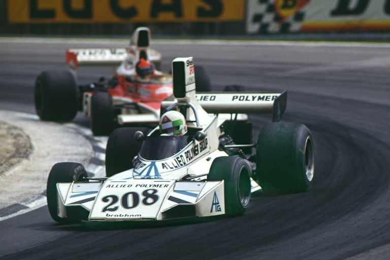 Lella Lombardi 1974 vor Emerson Fittipaldi