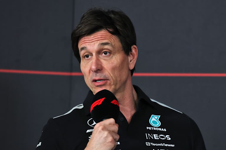 Toto Wolff gratulierte Kimi – und erntete dafür Kritik von Günther Steiner