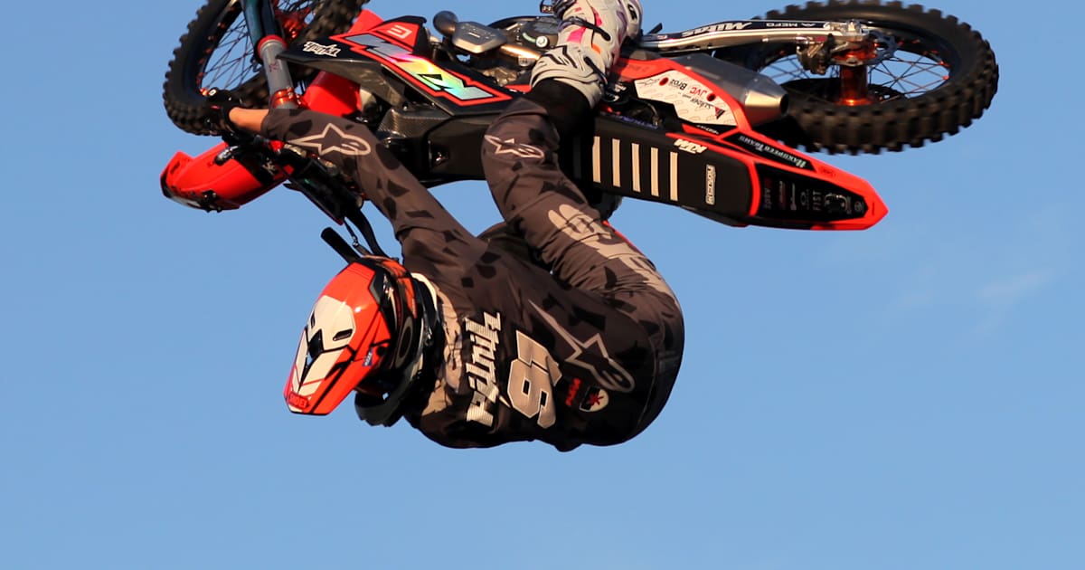 Freestyle-Ausnahmeerscheinung-Petr-Pilat-Nur-Fliegen-ist-sch-ner