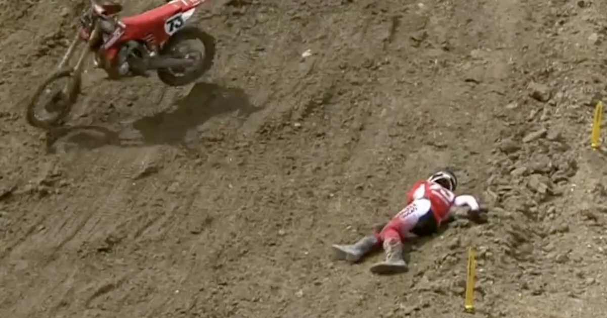 horror-crash-in-foxhills-ferruccio-zanchi-ducati-erleidet-wirbelbruch