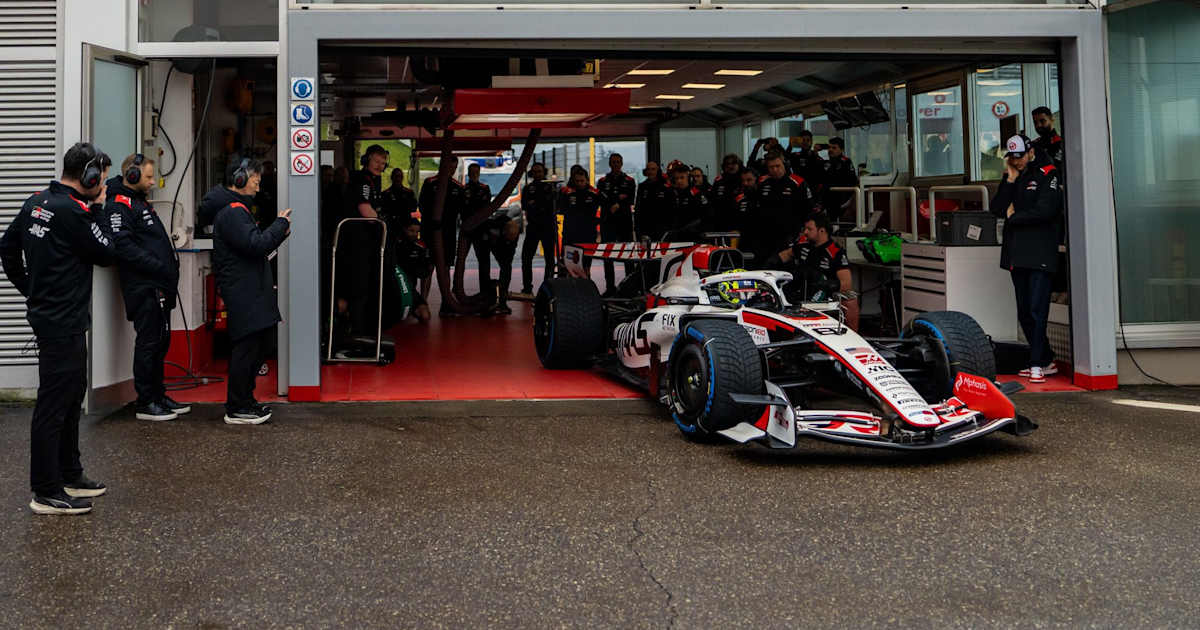 TGR-Haas-Team-Ollie-Bearman-absolviert-Shakedown-mit-dem-VF-26-in-Fiorano