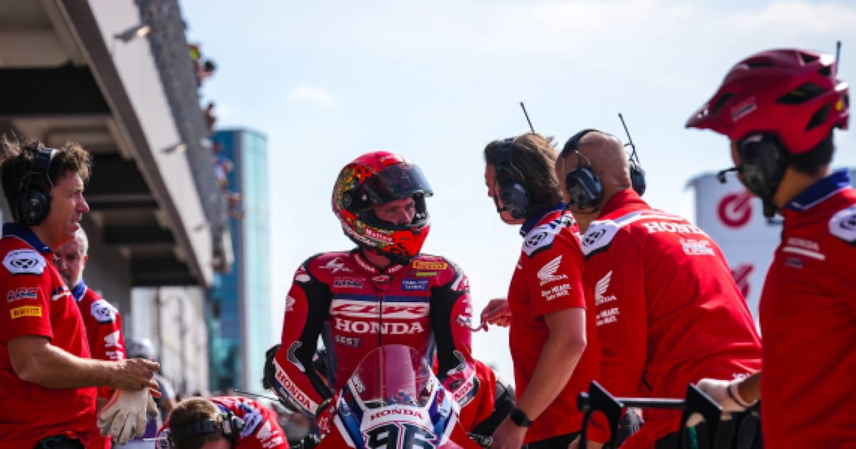 Continuing the winning streak: Jake Dixon (30) gives Honda hope for ...