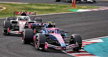 Vor dem Crash: Franco Colapinto vor Oliver Bearman