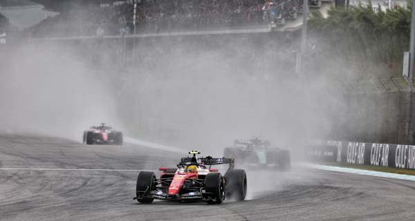 Lewis Hamilton im Ferrari