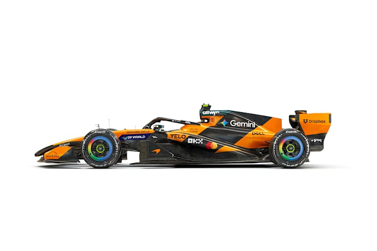Der McLaren MCL40 von der Seite