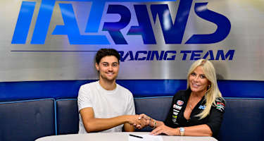 Alex Escrig mit Teammanagerin Laura Bertulessi