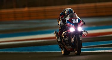 BMW Endurance fährt ein bisher ein nahezu perfektes Rennen
