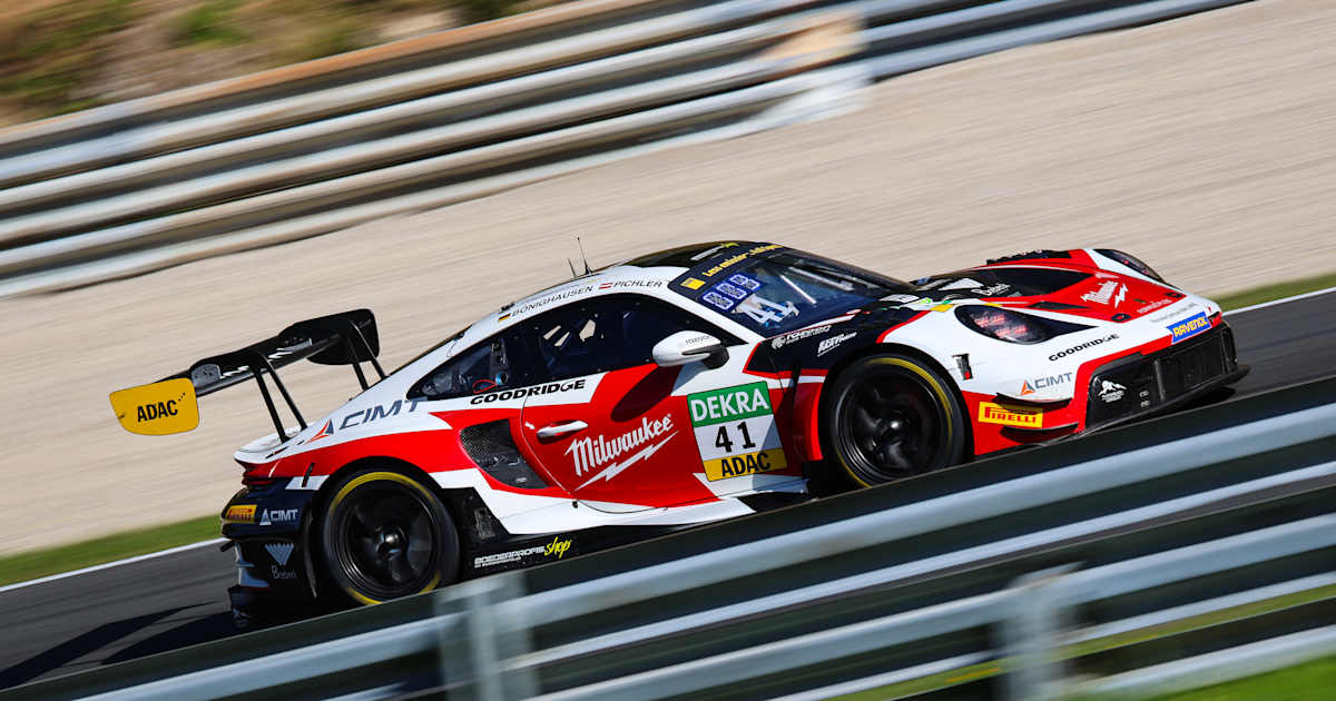 Porsche driver Leo Pichler on pole position in the ADAC GT Masters ...