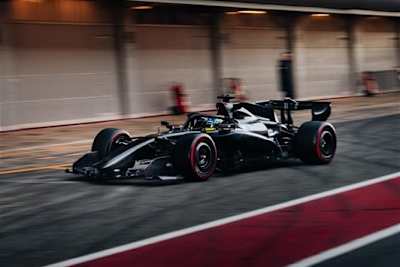 Später Auftritt: Der Aston Martin AMR26 zog alle Blicke auf sich