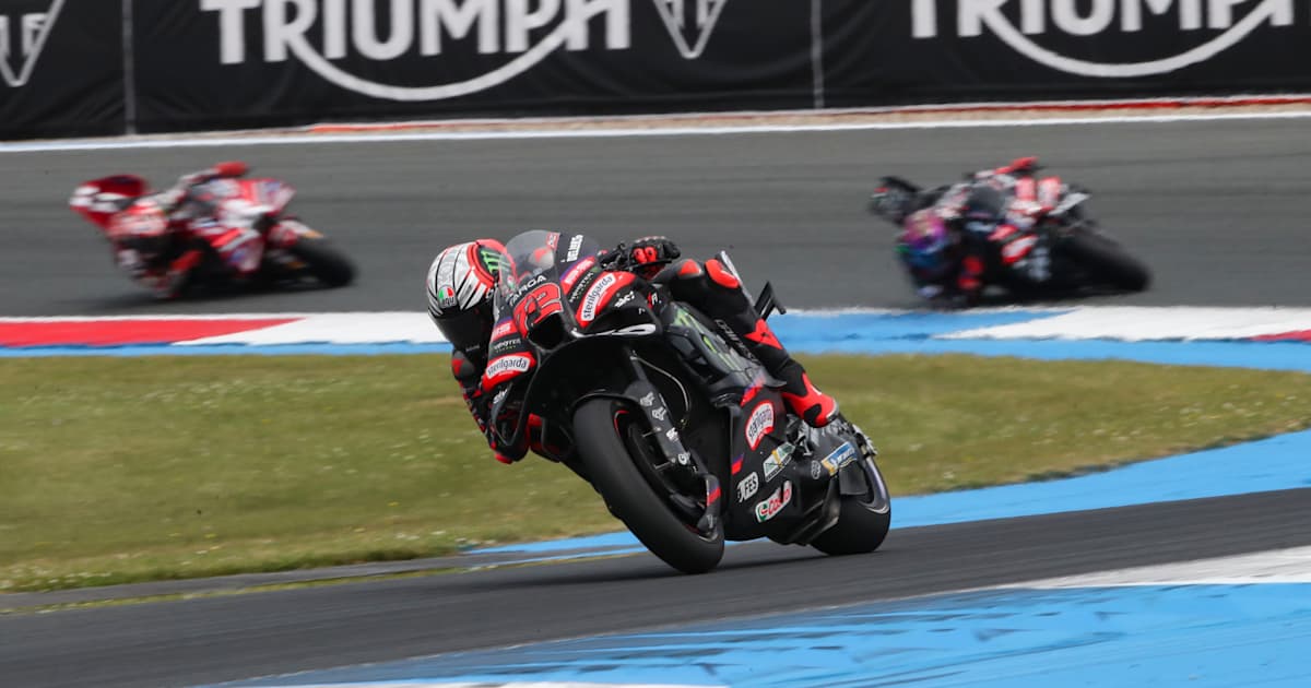 Warm-up-Assen-Nur-zwei-Tausendstelsekunden-Enge-Aprilia-Doppelspitze
