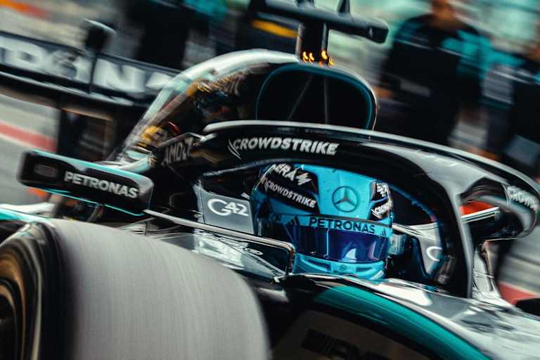 George Russell im Mercedes