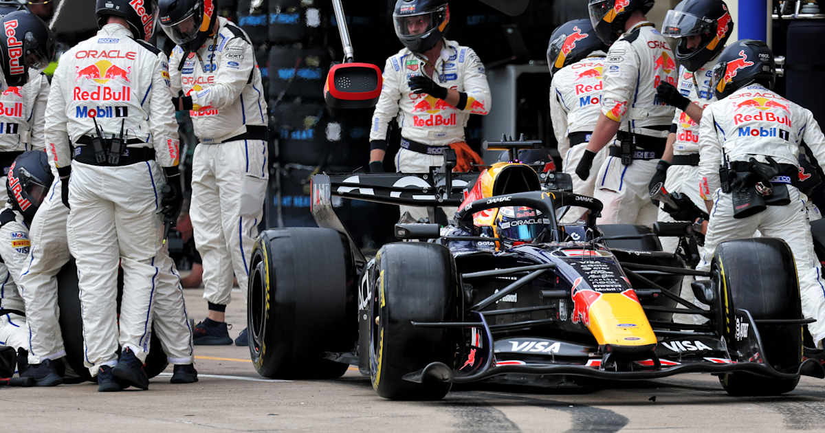 Radio problems again! What was going on at Red Bull Racing during the ...