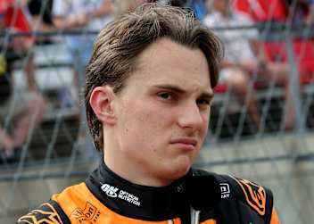 Oscar Piastri muss Ruhe bewahren und McLaren treu bleiben, mahnt Steiner