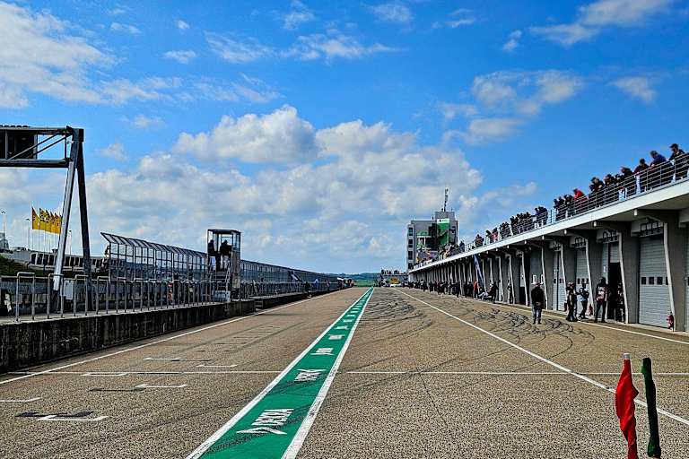 Am Sachsenring ging die Euro Moto los
