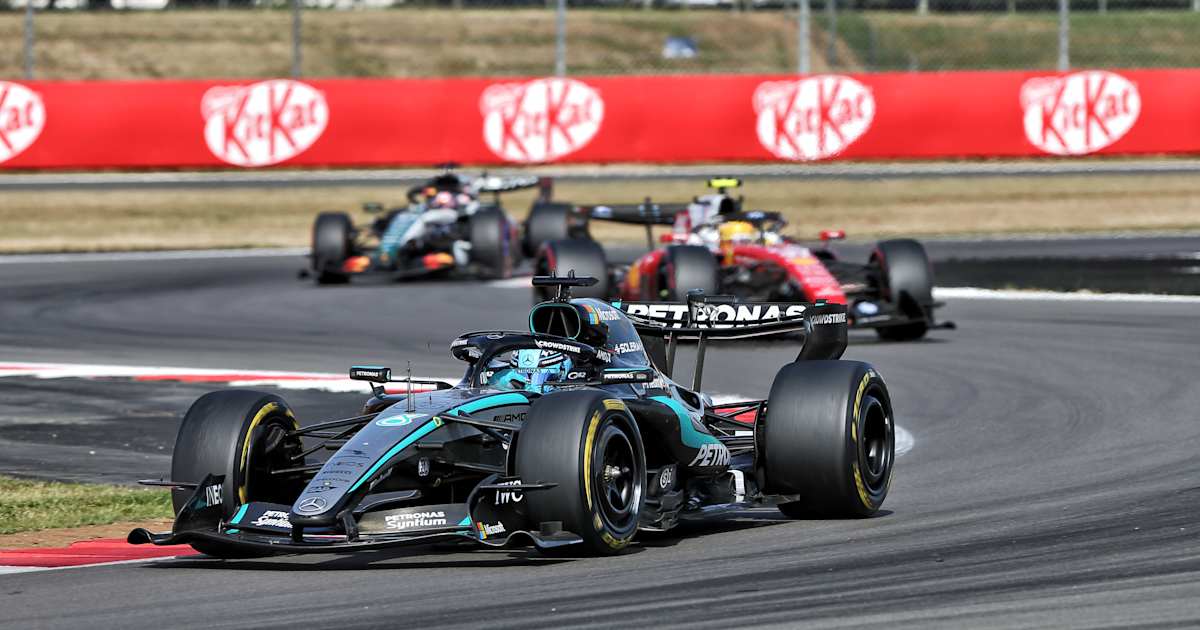 George-Russell-Mercedes-baff-P2-Silverstone-ein-Geschenk-von-Ferrari-