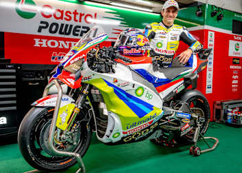 LCR hatte die Honda RC213V in besondere Farben gehüllt