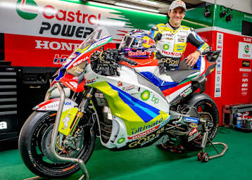 LCR hatte die Honda RC213V in besondere Farben gehüllt