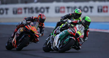 Cal Crutchlow (Nr. 35) mit den den MotoGP-Routiniers Vinales und Morbidelli
