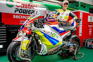 LCR hatte die Honda RC213V in besondere Farben gehüllt