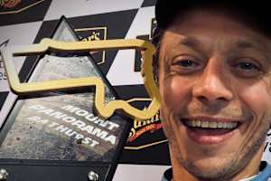 12h Bathurst: Valentino Rossi fuhr mit WRT aufs Podium
