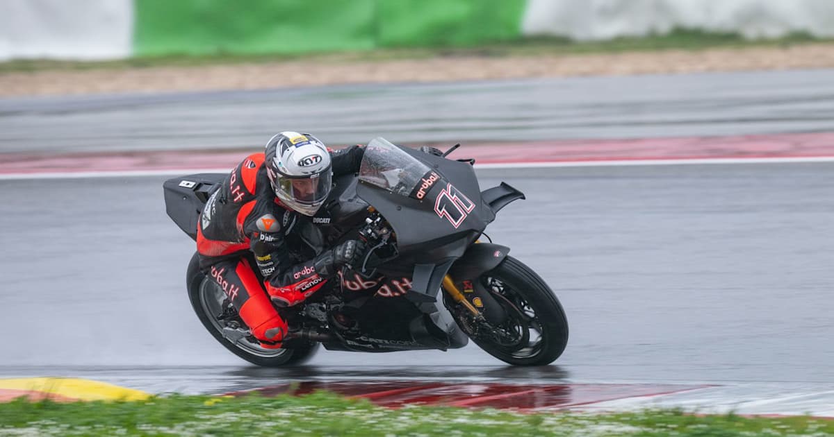 Portimao-Test-Ducati-Werksduo-vorn-Yamaha-bricht-vorzeitig-ab