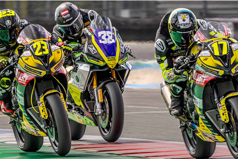 In der Sportbike kann es schon mal eng werden
