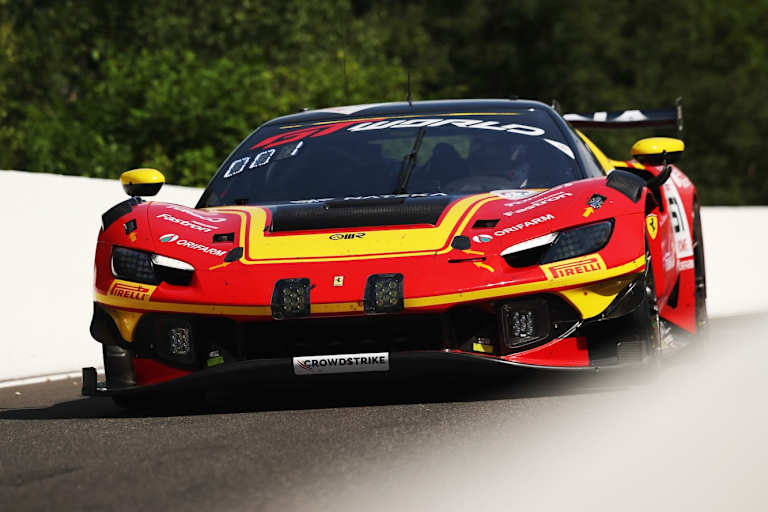 AF Corse mit Bestzeit im ersten Training