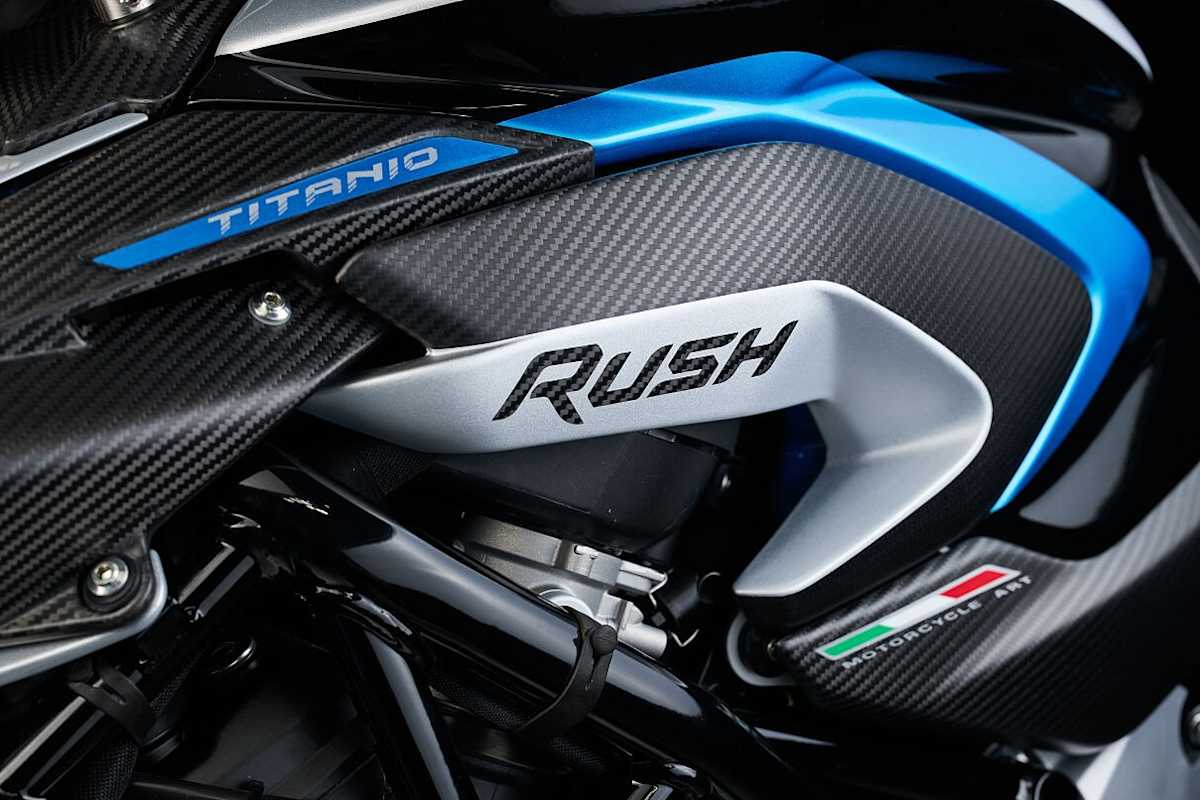 MV Agusta Rush Titanio