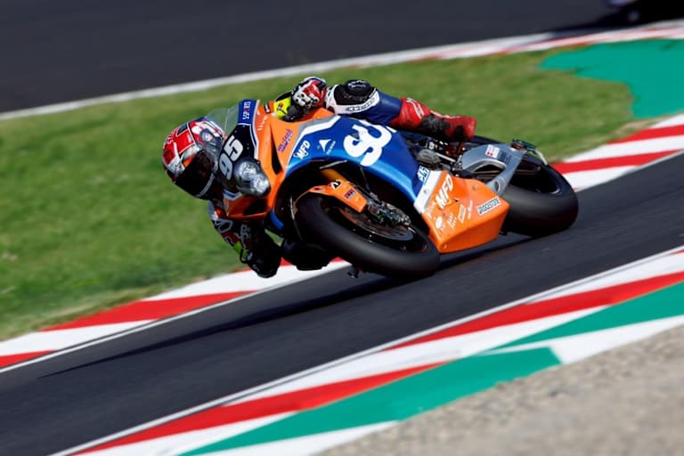 Jonas Folger auf der Suzuki von S-Pulse
