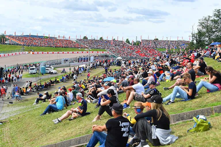 Der Sachsenring-GP lockt jedes Jahr sehr viele MotoGP-Fans an