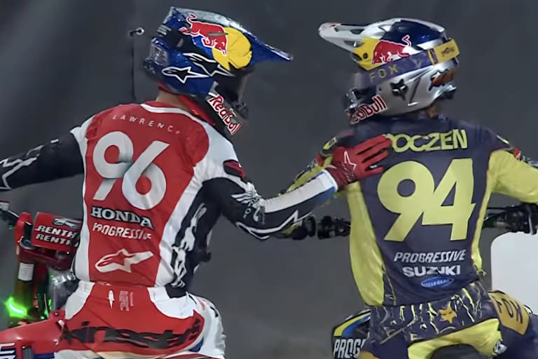 Ken Roczen und Hunter Lawrence im Ziel