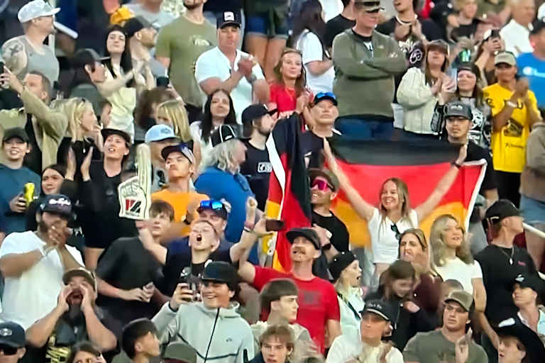 Deutsche Fans auf den Tribünen von Salt Lake City