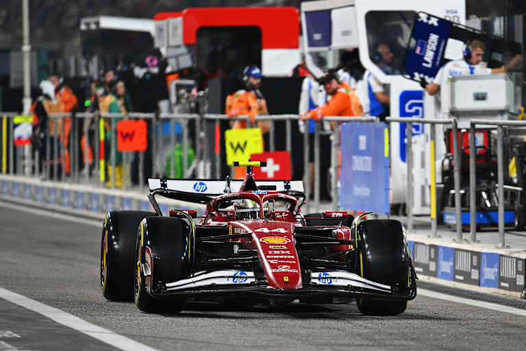 Lewis Hamilton (Ferrari) in Abu Dhabi