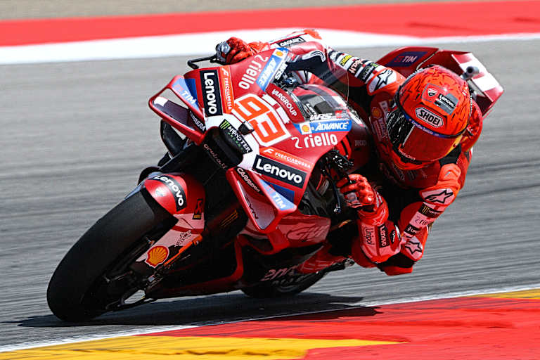 Marc Marquez setzte sich in Kurve 1 an die Spitze und fuhr zum Sieg