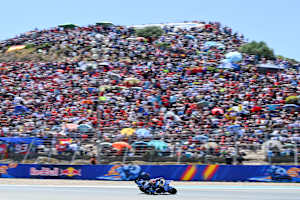 Alex Marquez triumphierte vor großer Heimkulisse