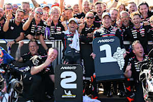 Aprilia jubelt aktuell regelmäßig