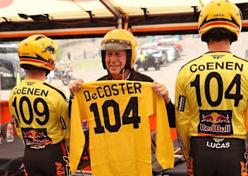 Lucas und Sacha Coenen mit Roger DeCoster