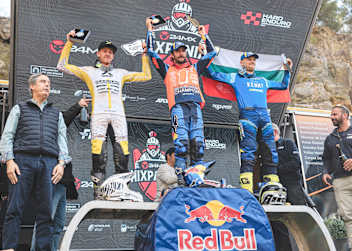 Die Top-3 der WM (v.l.): Brightmore, Lettenbichler und Kabakchiev