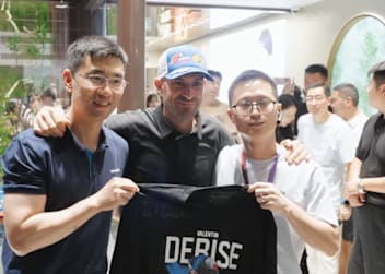 Valentin Debise ist in China ein Star