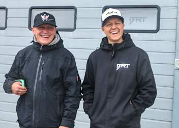 Chris Beinlich (re.) freut sich auf den Sachsenring