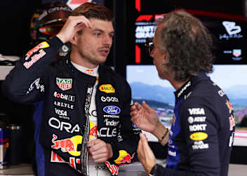 Max Verstappen mit Laurent Mekies