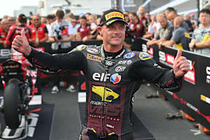 Daumen hoch: Sam Lowes wurde Zweiter