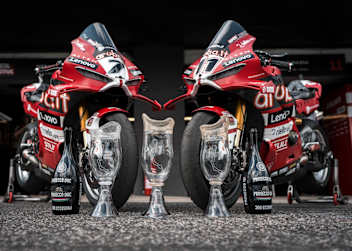 Die Ducati Panigale V4R ist die Benchmark
