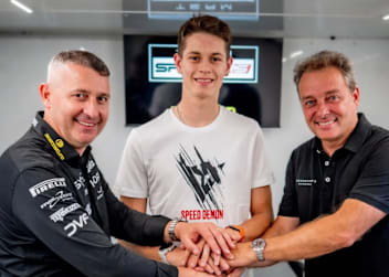 Luca Boscoscuro, Guido Pini und Manager Emilio Alzamora (v.l.)