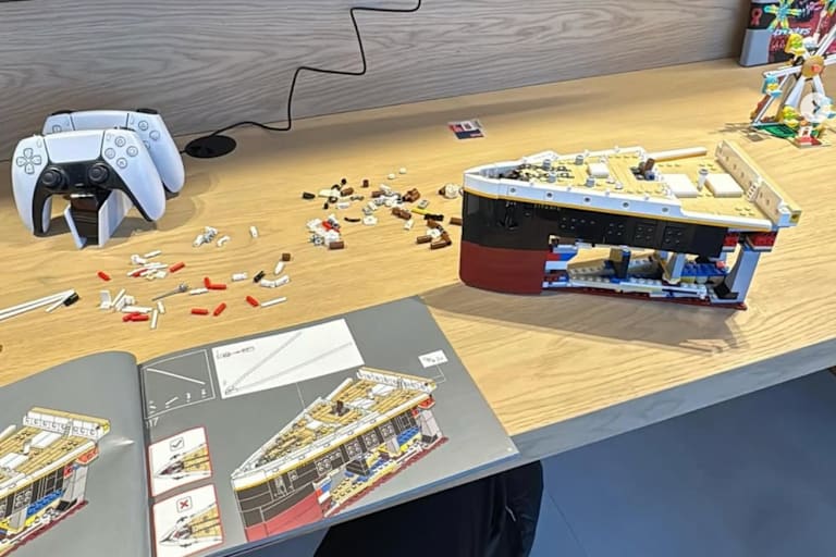 Bauprojekt von Alex Marquez: Eine Lego-Titanic
