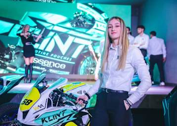 Forward-Pilotin Paola Ramos